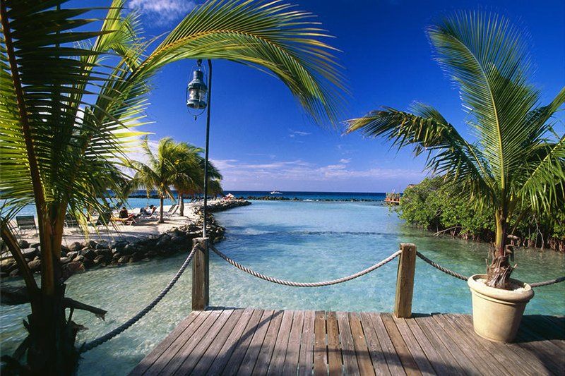 Renaissance Island