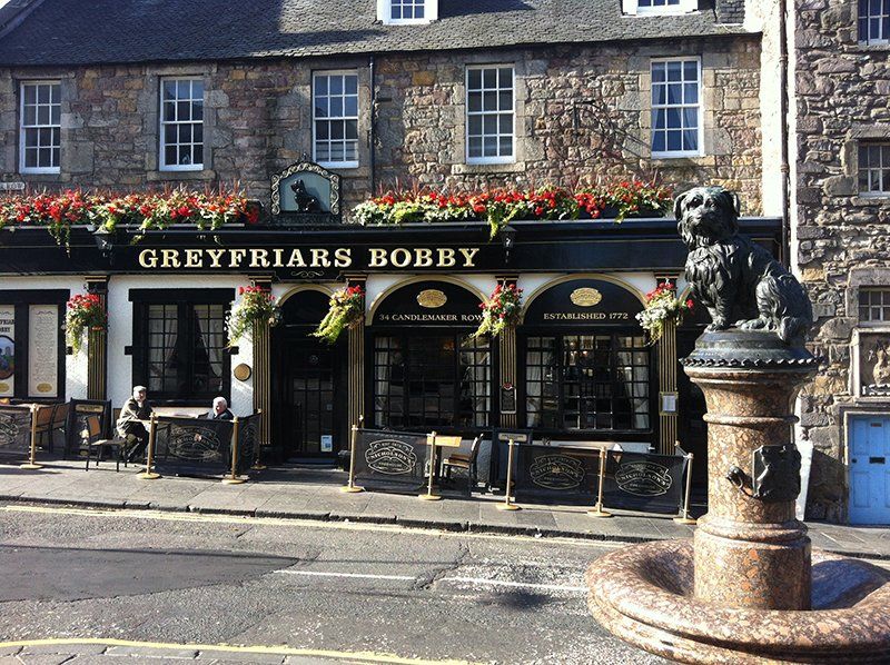 Monument to the dog Greyfriars Bobby