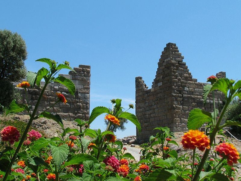Mindos Gate