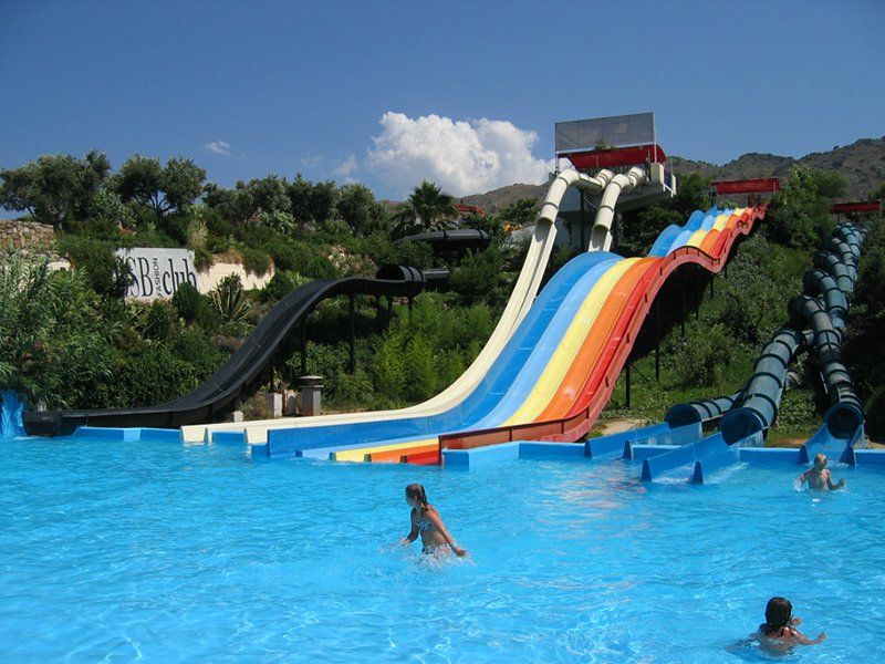 Limnoupolis Water Park