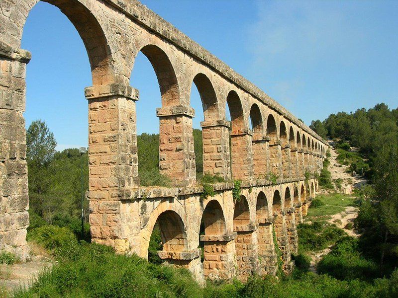 Podul diavolului (acvaduct roman)