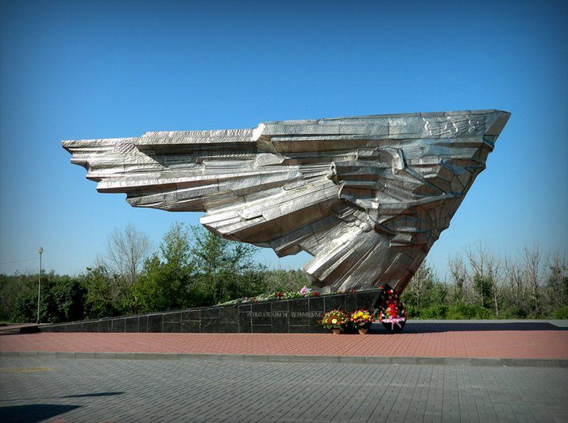Меморіал «Крило Ікара»