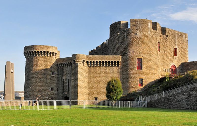 Brest Castle