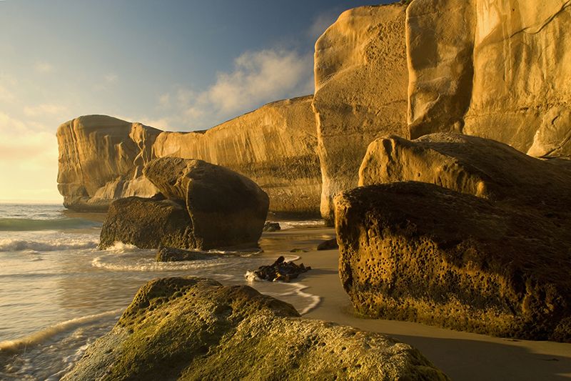 Plaja Tunnel Beach