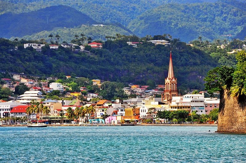 Fort-de-France, insula Martinica, Insulele Leeward Mici din Antilele Mici