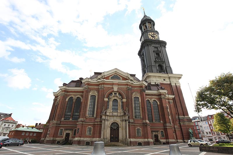 Biserica Sf. Mihail