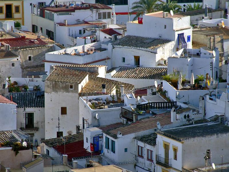 Sa Peña Quarter