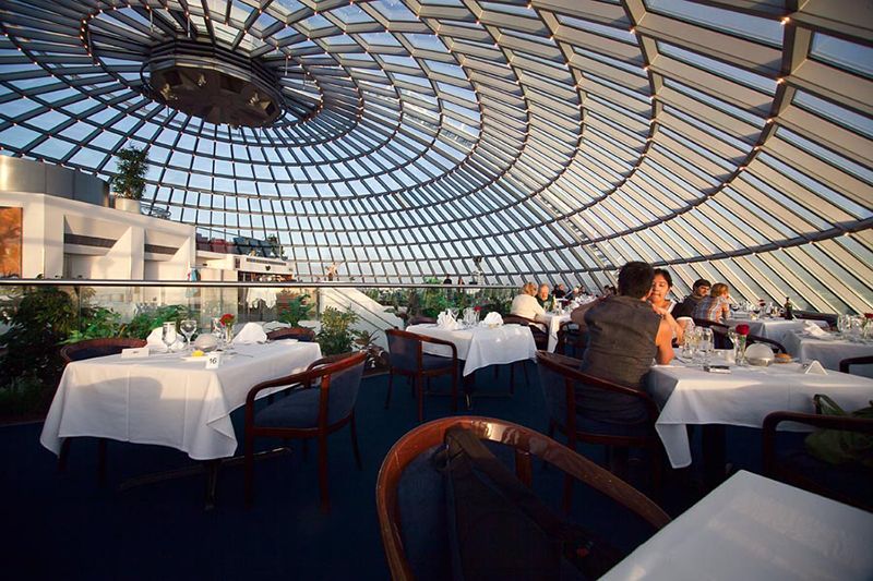 Restaurantul și muzeul Perlan