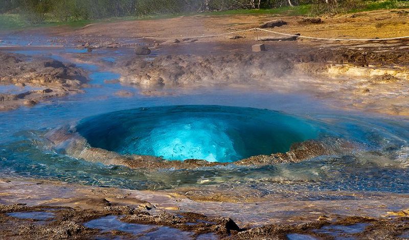 Geyserul Strokkur