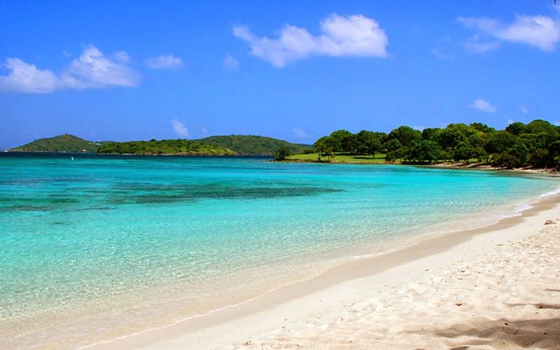 Cinnamon Bay Beach