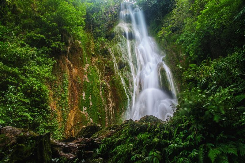 Каскади водоспадів Меле