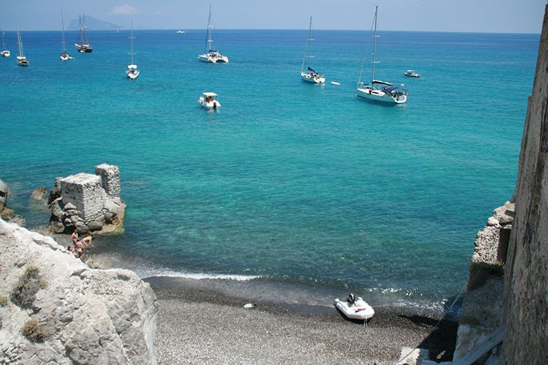 Білий пляж Spiaggia Bianca