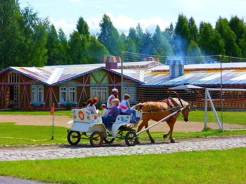 Кінні прогулянки