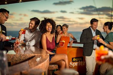 Вечірка | Costa Diadema