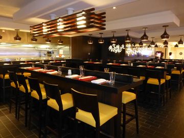 Asian restaurant Shanghais Noodle Bar