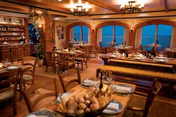 Італійський ресторан (La Cucina Italian Restaurant)