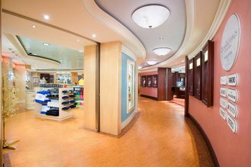 Magazine (Trade Routes Boutiques)