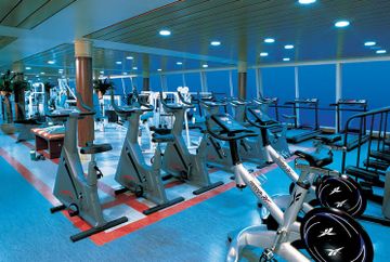 Фітнес-центр (Body Waves Fitness Center)