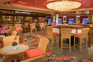 Champagne Bar (Pink's Champagne & Cigar Bar)