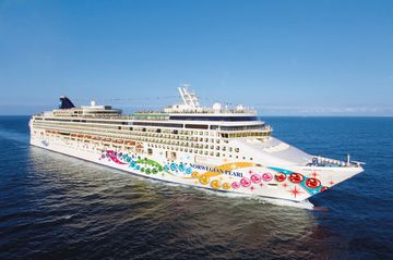 Лайнер Norwegian Pearl