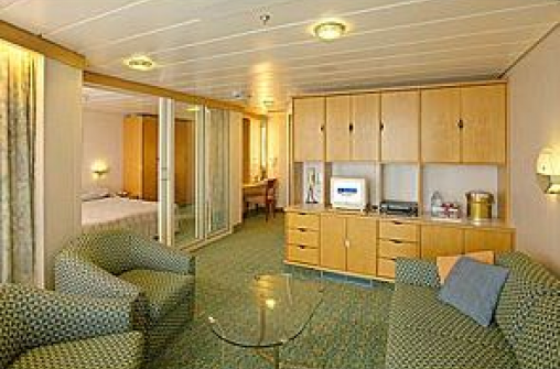 Suită „Royal Family Suite with Balcony”