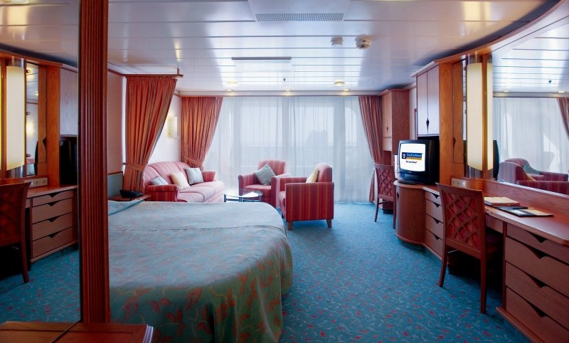 Номер «Junior Suite with Balcony»