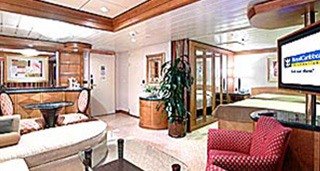 Люкс «Owner’s Suite - 1 Bedroom» (47 м² + балкон 6 м²)