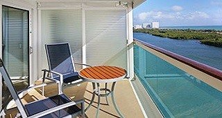 Cabină cu balcon „Spacious Ocean View Balcony” (18 m² + balcon 6 m²)