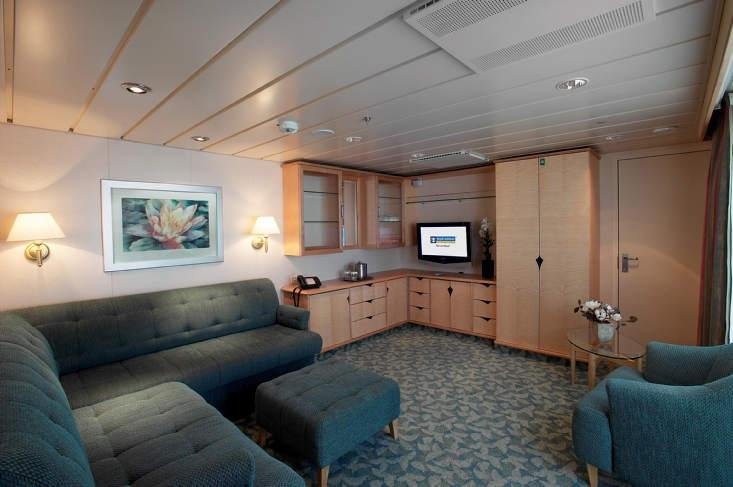 Suită „Royal Family Suite cu balcon”