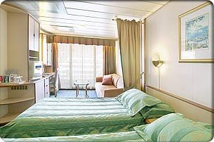 Каюта з балконом «Superior Ocean View Stateroom with Balcony»