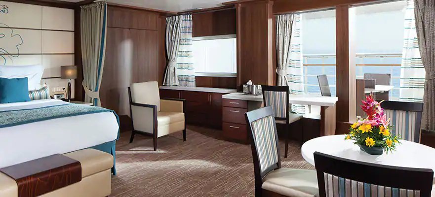 “Deluxe Penthouse with Large Balcony” Suite