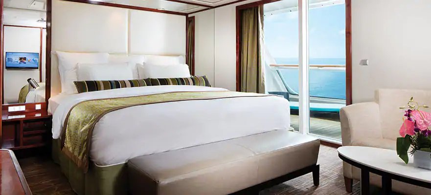 “2-Bedroom Deluxe Family Suite with Large Balcony”