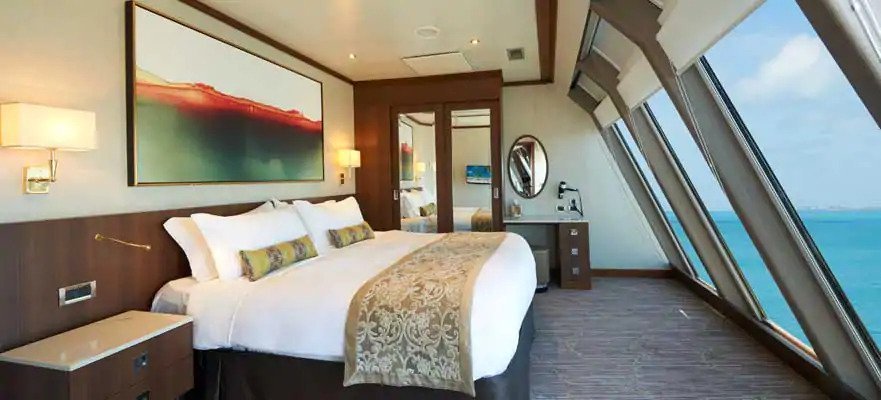 Сьют "Deluxe Owner’s Suite"