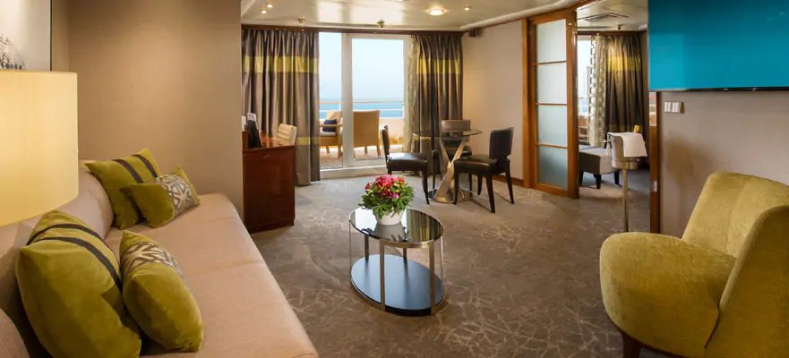 Сьют «Owner’s Suite with Large Balconies»