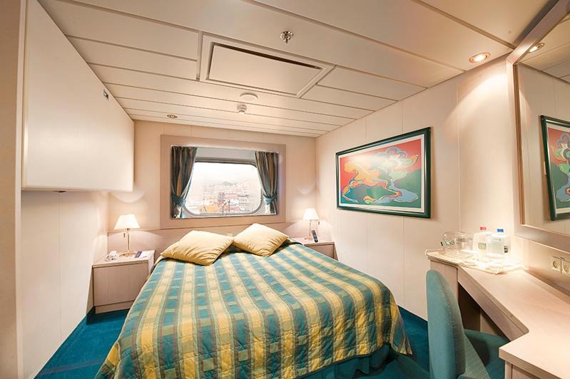 Cabin with window “FANTASTICA” (13 m²)