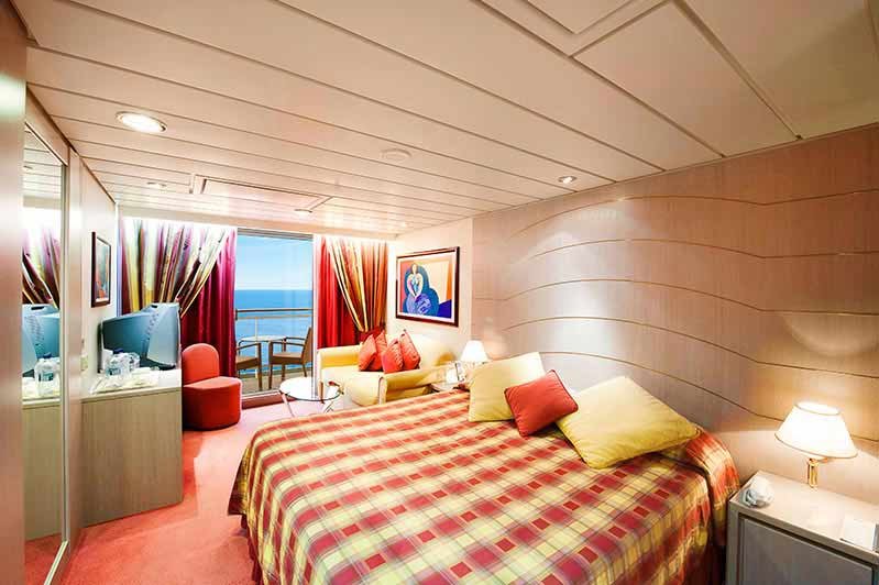 “FANTASTICA” suite with balcony (27 m²)