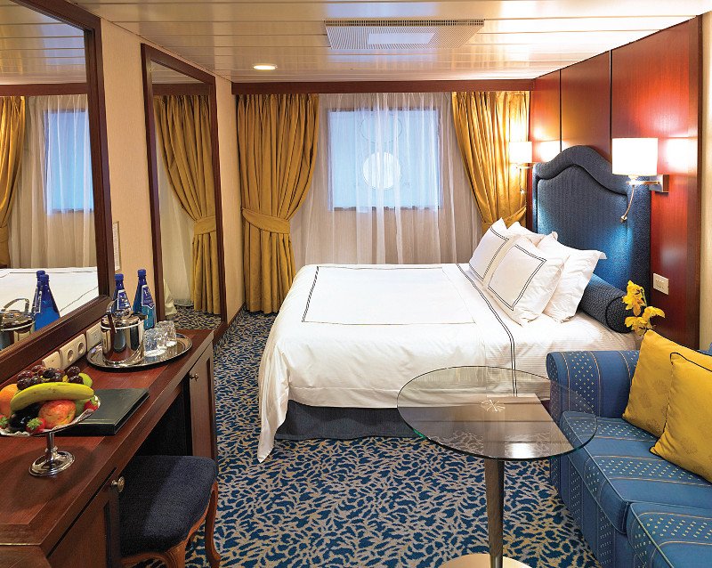 Каюта з вікном «Ocean View Stateroom»