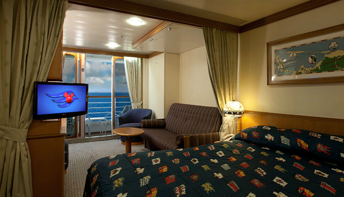 Deluxe Oceanview Stateroom with Navigator's Verandah (Balcony)