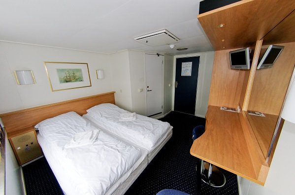 Каюта з вікном «Commodore Cabin»