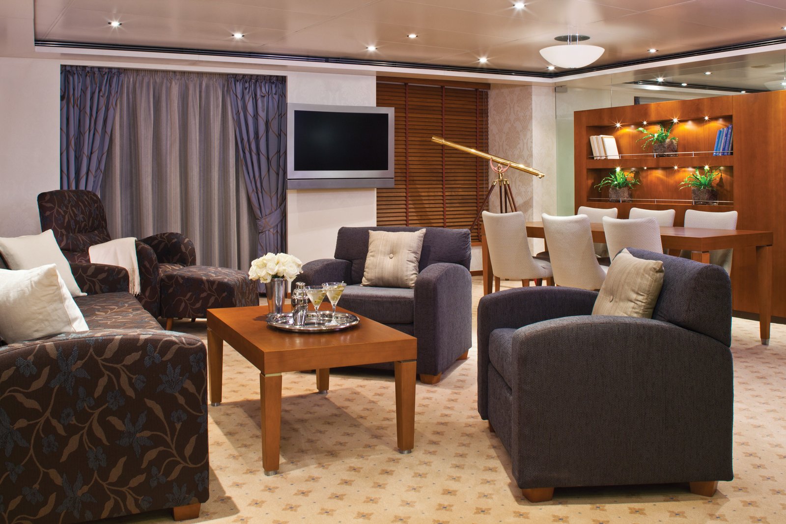 “Master Suite” suite