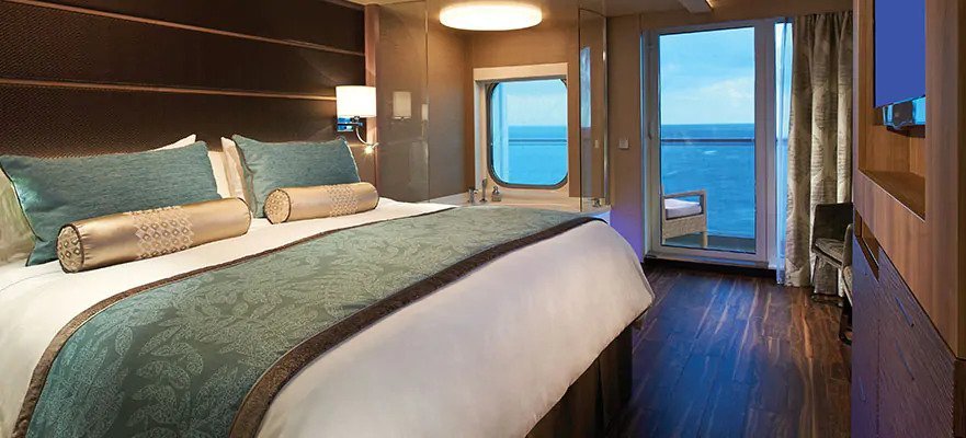 Сьют «The Haven Deluxe Spa Suite with Balcony»