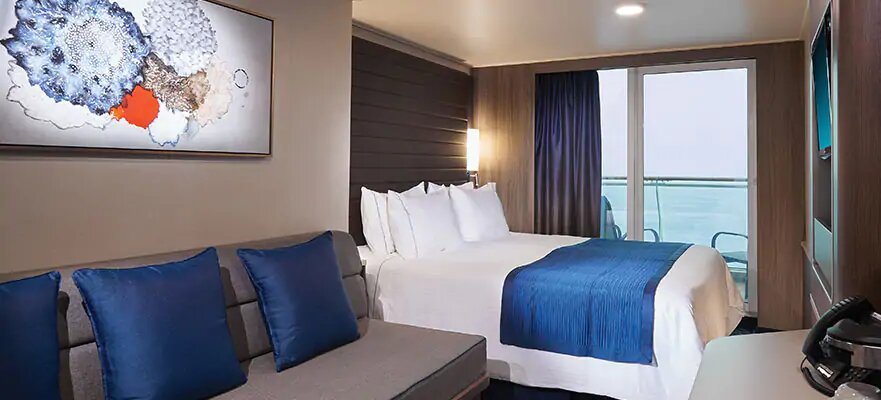 Каюта з балконом «Aft-Facing Balcony Stateroom»