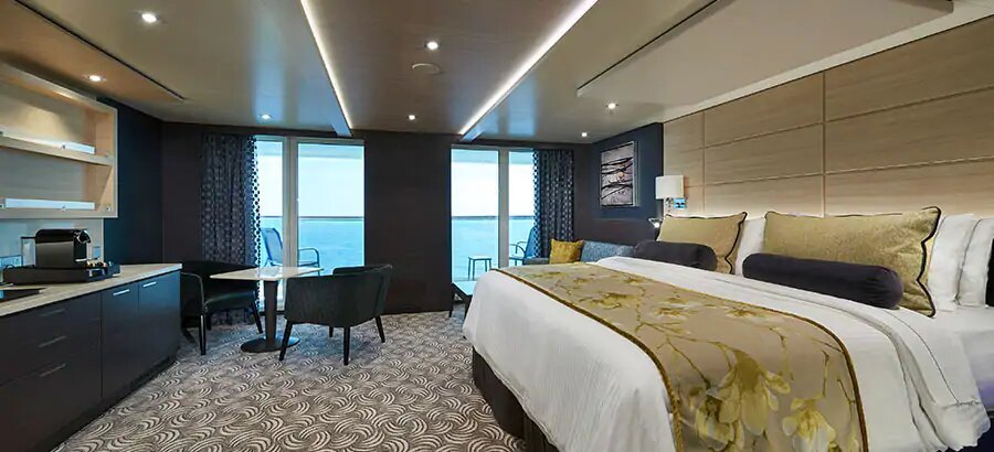 Сьют «Concierge Villa Suite with Balcony»