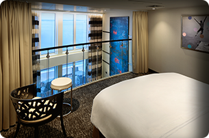 Сьют «Sky Loft Suite with Balcony»