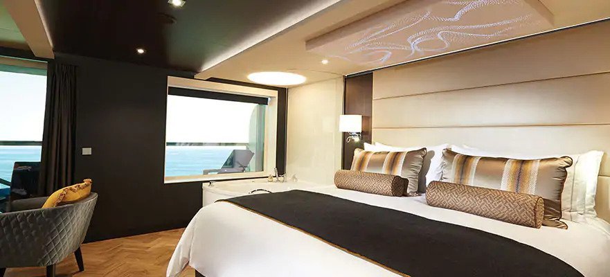 Сьют «The Haven Spa Suite with Balcony»