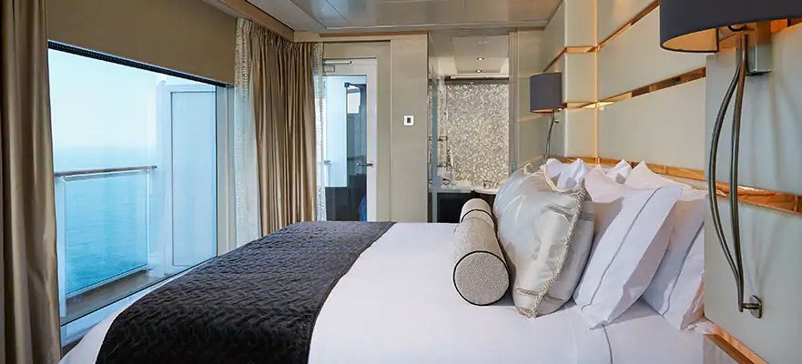 Сьют «The Haven Deluxe Owner’s Suite with Large Balcony»