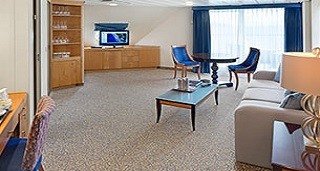 Сьют «Owner’s Suite - 2 Bedroom’s» (54 м² + балкон 14 м²)