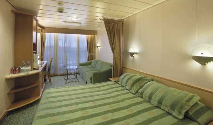 Cabină cu balcon „Superior Ocean View Stateroom with Balcony”
