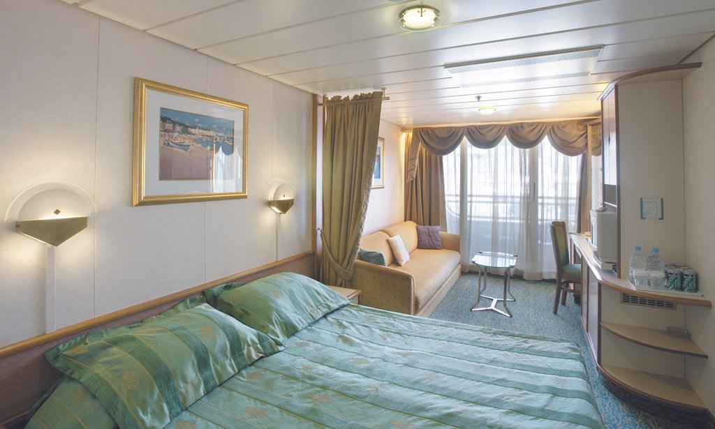 Cabin with balcony “Superior Ocean View Stateroom with Balcony”