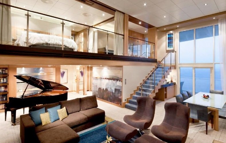 Сьют "Royal Loft Suite"